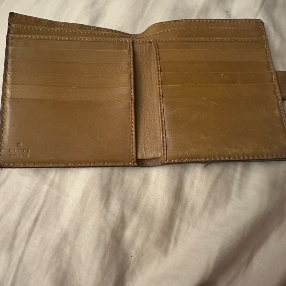 Gucci Tan Leather Wallet with Silver Logo - Picture 3 of 6